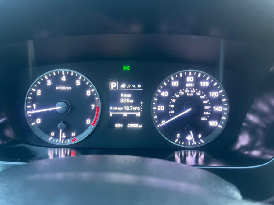 2015 Hyundai Sonata 4dr Sdn 2.4L SE, available for sale in Irvington , New Jersey | Auto Haus of Irvington Corp. Irvington , New Jersey 2015 Hyundai Sonata 4dr Sdn 2.4L SE, available for sale in Irvington , New Jersey | Auto Haus of Irvington Corp. Irvington , New Jersey
