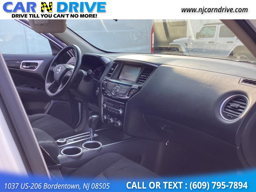 2013 Nissan Pathfinder SV 4WD, available for sale in Bordentown, New Jersey | Car N Drive. Bordentown, New Jersey 2013 Nissan Pathfinder SV 4WD, available for sale in Bordentown, New Jersey | Car N Drive. Bordentown, New Jersey