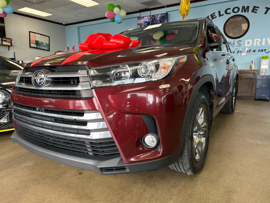 2017 Toyota Highlander Limited Platinum V6 AWD (Natl), available for sale in Inwood, New York | 5 Towns Drive. Inwood, New York 2017 Toyota Highlander Limited Platinum V6 AWD (Natl), available for sale in Inwood, New York | 5 Towns Drive. Inwood, New York