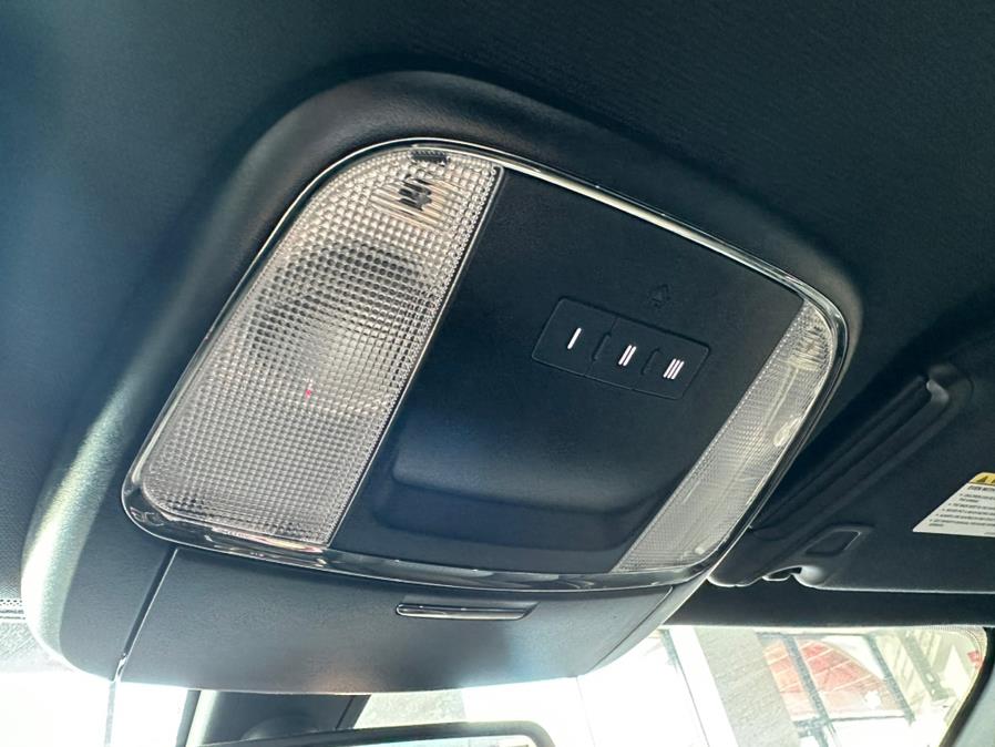 2021 Dodge Charger Hemi R/T RWD, available for sale in Inwood, New York | 5 Towns Drive. Inwood, New York 2021 Dodge Charger Hemi R/T RWD, available for sale in Inwood, New York | 5 Towns Drive. Inwood, New York