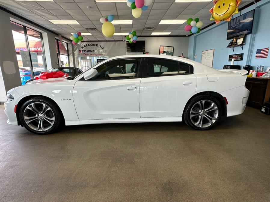 2021 Dodge Charger Hemi R/T RWD, available for sale in Inwood, New York | 5 Towns Drive. Inwood, New York 2021 Dodge Charger Hemi R/T RWD, available for sale in Inwood, New York | 5 Towns Drive. Inwood, New York