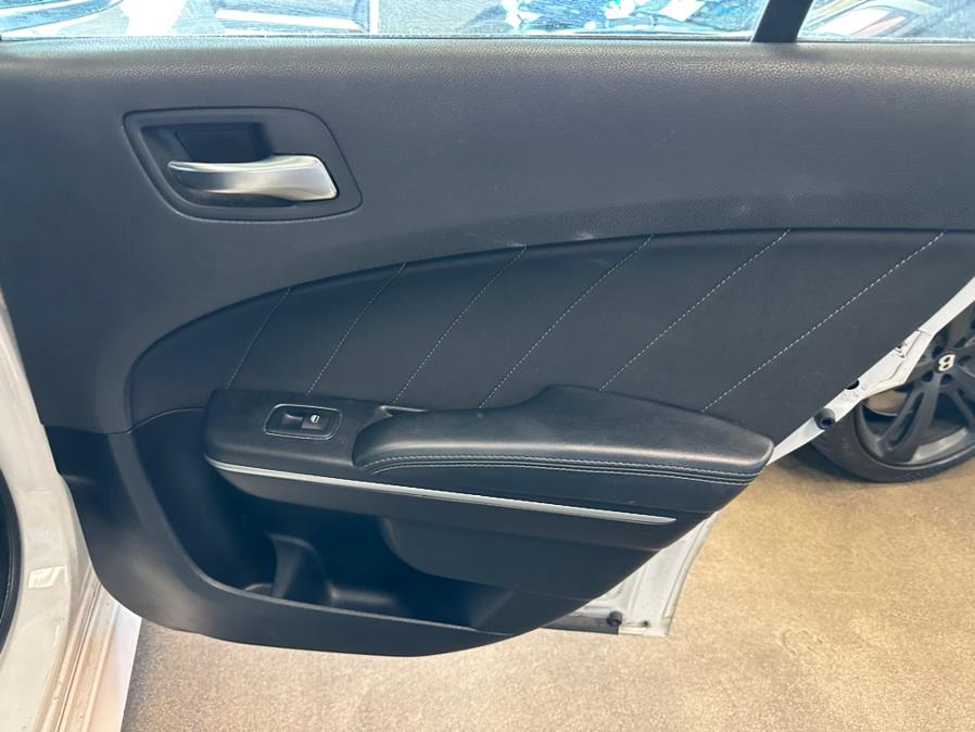 2021 Dodge Charger Hemi R/T RWD, available for sale in Inwood, New York | 5 Towns Drive. Inwood, New York 2021 Dodge Charger Hemi R/T RWD, available for sale in Inwood, New York | 5 Towns Drive. Inwood, New York