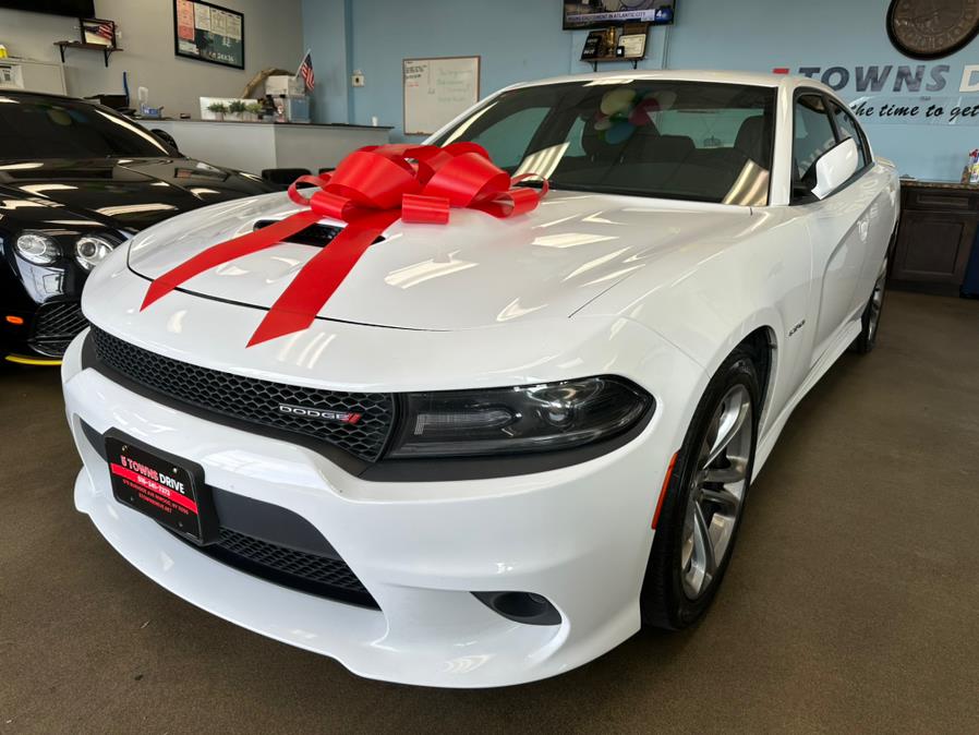 2021 Dodge Charger Hemi R/T RWD, available for sale in Inwood, New York | 5 Towns Drive. Inwood, New York 2021 Dodge Charger Hemi R/T RWD, available for sale in Inwood, New York | 5 Towns Drive. Inwood, New York