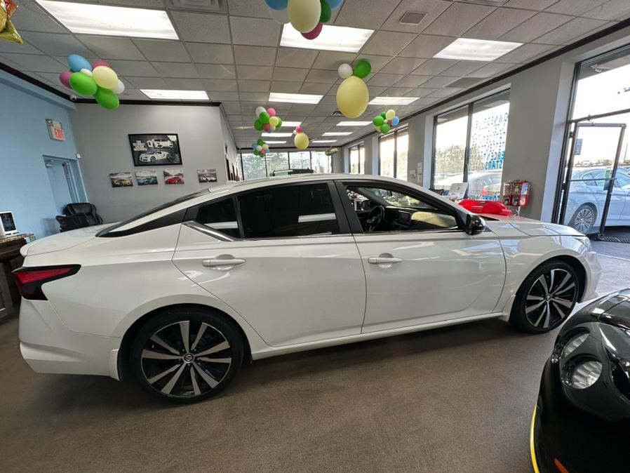 2019 Nissan Altima 2.5 SR Sedan, available for sale in Inwood, New York | 5 Towns Drive. Inwood, New York 2019 Nissan Altima 2.5 SR Sedan, available for sale in Inwood, New York | 5 Towns Drive. Inwood, New York
