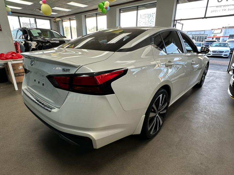 2019 Nissan Altima 2.5 SR Sedan, available for sale in Inwood, New York | 5 Towns Drive. Inwood, New York 2019 Nissan Altima 2.5 SR Sedan, available for sale in Inwood, New York | 5 Towns Drive. Inwood, New York