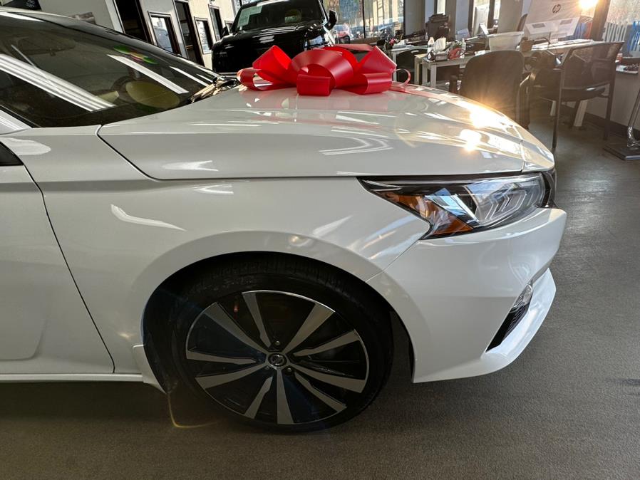 2019 Nissan Altima 2.5 SR Sedan, available for sale in Inwood, New York | 5 Towns Drive. Inwood, New York 2019 Nissan Altima 2.5 SR Sedan, available for sale in Inwood, New York | 5 Towns Drive. Inwood, New York