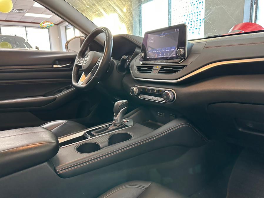2019 Nissan Altima 2.5 SR Sedan, available for sale in Inwood, New York | 5 Towns Drive. Inwood, New York 2019 Nissan Altima 2.5 SR Sedan, available for sale in Inwood, New York | 5 Towns Drive. Inwood, New York