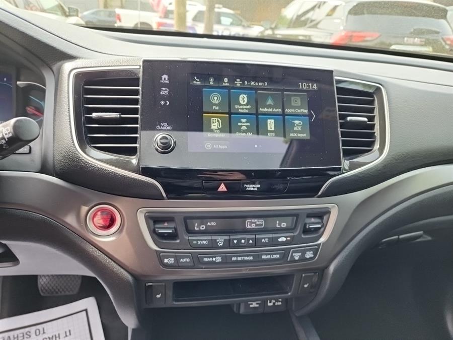 2020 Honda Pilot EX-L AWD, available for sale in Islip, New York | L.I. Auto Gallery. Islip, New York 2020 Honda Pilot EX-L AWD, available for sale in Islip, New York | L.I. Auto Gallery. Islip, New York