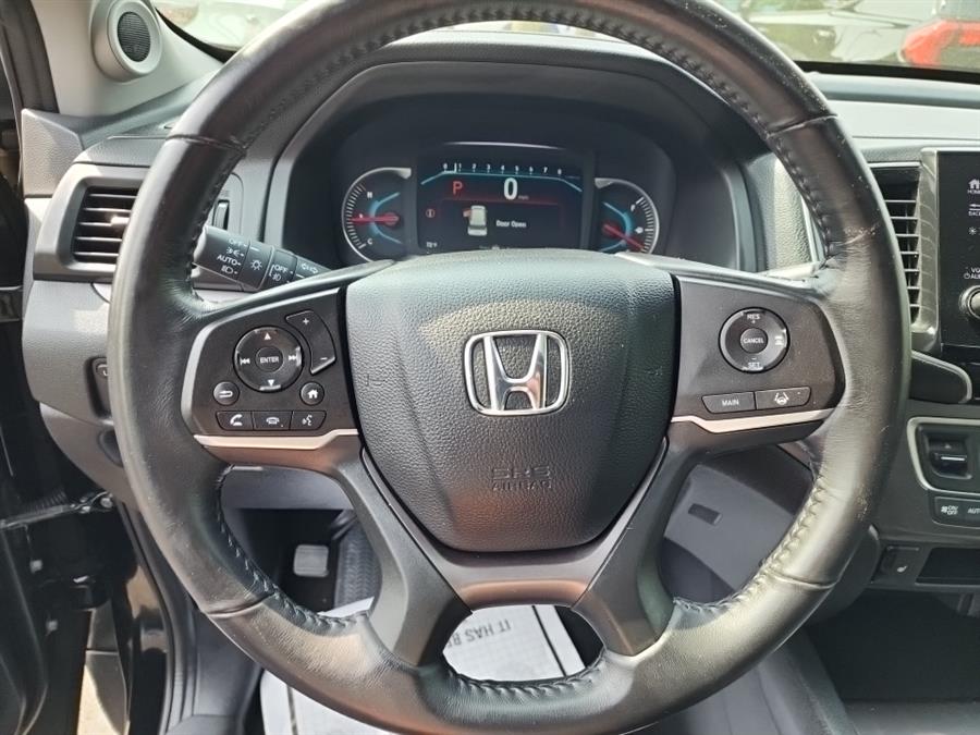 2020 Honda Pilot EX-L AWD, available for sale in Islip, New York | L.I. Auto Gallery. Islip, New York 2020 Honda Pilot EX-L AWD, available for sale in Islip, New York | L.I. Auto Gallery. Islip, New York