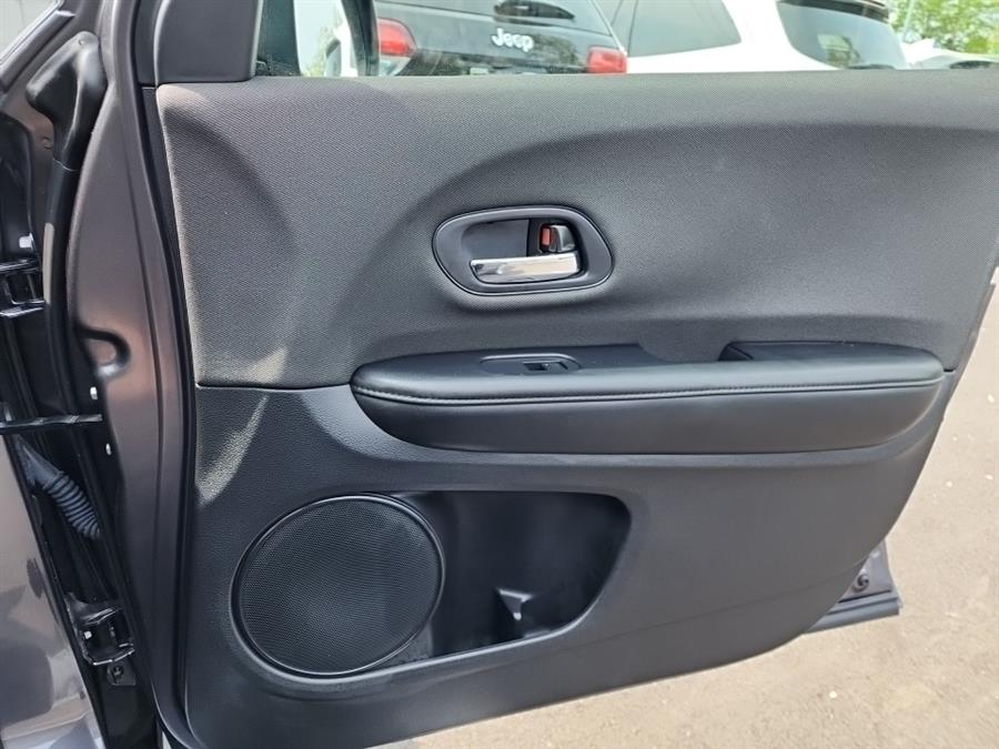 2020 Honda HR-V LX AWD CVT, available for sale in Islip, New York | L.I. Auto Gallery. Islip, New York 2020 Honda HR-V LX AWD CVT, available for sale in Islip, New York | L.I. Auto Gallery. Islip, New York