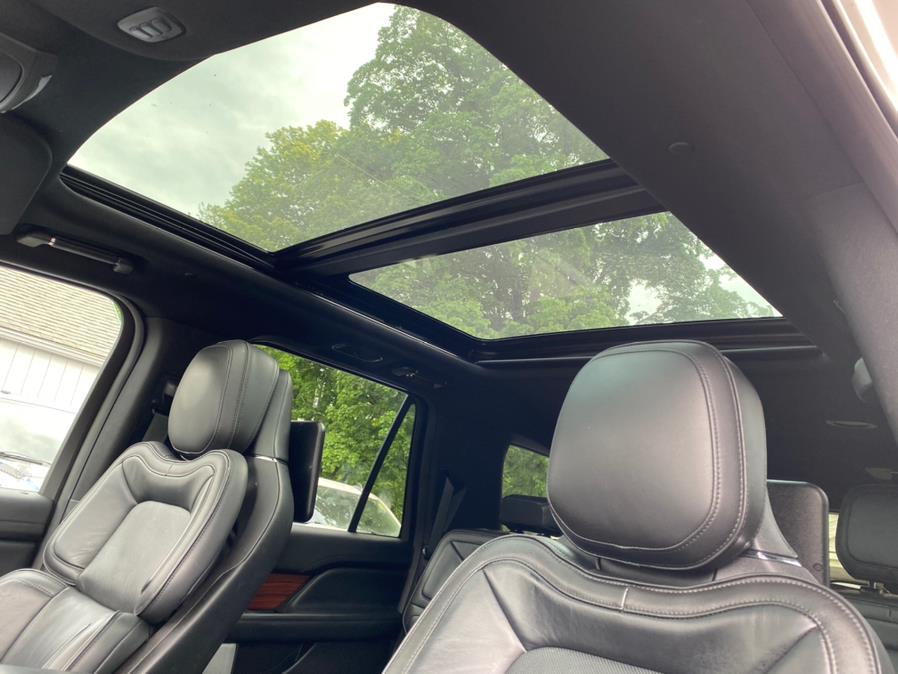 2018 Lincoln Navigator L 4x4 Reserve, available for sale in Canton, Connecticut | Lava Motors 2 Inc. Canton, Connecticut 2018 Lincoln Navigator L 4x4 Reserve, available for sale in Canton, Connecticut | Lava Motors 2 Inc. Canton, Connecticut