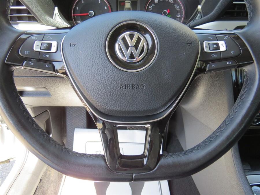 2020 Volkswagen Passat SE 4dr Sedan, available for sale in Auburn, Maine | Lake City Exports Inc. Auburn, Maine 2020 Volkswagen Passat SE 4dr Sedan, available for sale in Auburn, Maine | Lake City Exports Inc. Auburn, Maine