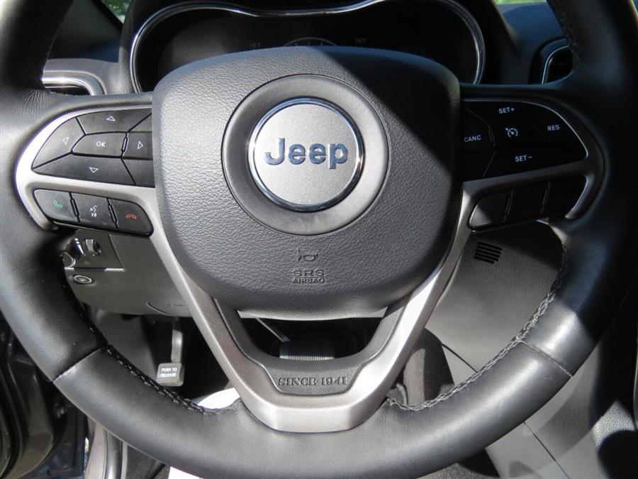 2019 Jeep Grand Cherokee Limited 4x4 4dr SUV, available for sale in Auburn, Maine | Lake City Exports Inc. Auburn, Maine 2019 Jeep Grand Cherokee Limited 4x4 4dr SUV, available for sale in Auburn, Maine | Lake City Exports Inc. Auburn, Maine