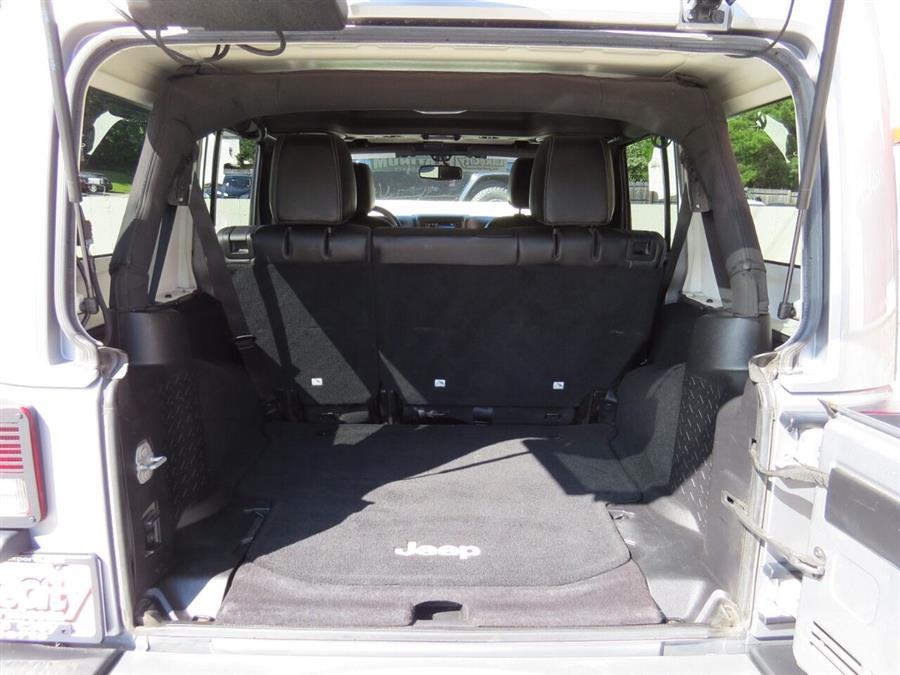 2016 Jeep Wrangler Unlimited Sahara 4x4 4dr SUV, available for sale in Auburn, Maine | Lake City Exports Inc. Auburn, Maine 2016 Jeep Wrangler Unlimited Sahara 4x4 4dr SUV, available for sale in Auburn, Maine | Lake City Exports Inc. Auburn, Maine