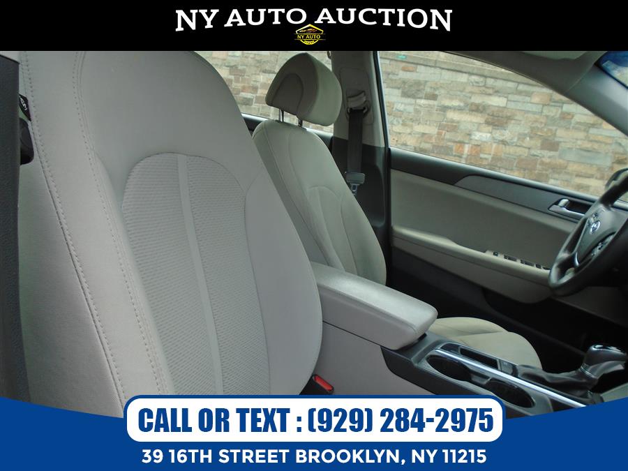 2015 Hyundai Sonata 4dr Sdn 2.4L SE, available for sale in Brooklyn, New York | NY Auto Auction. Brooklyn, New York 2015 Hyundai Sonata 4dr Sdn 2.4L SE, available for sale in Brooklyn, New York | NY Auto Auction. Brooklyn, New York