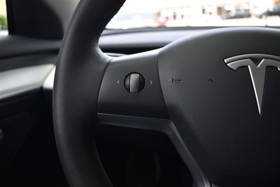 2021 Tesla Model 3 Standard Range Plus 4dr Sedan, available for sale in Great Neck, New York | Camy Cars. Great Neck, New York 2021 Tesla Model 3 Standard Range Plus 4dr Sedan, available for sale in Great Neck, New York | Camy Cars. Great Neck, New York