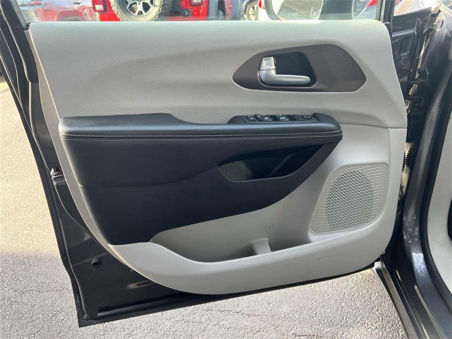 2021 Chrysler Voyager LXI, available for sale in Wantagh, New York | Wantagh Certified. Wantagh, New York 2021 Chrysler Voyager LXI, available for sale in Wantagh, New York | Wantagh Certified. Wantagh, New York