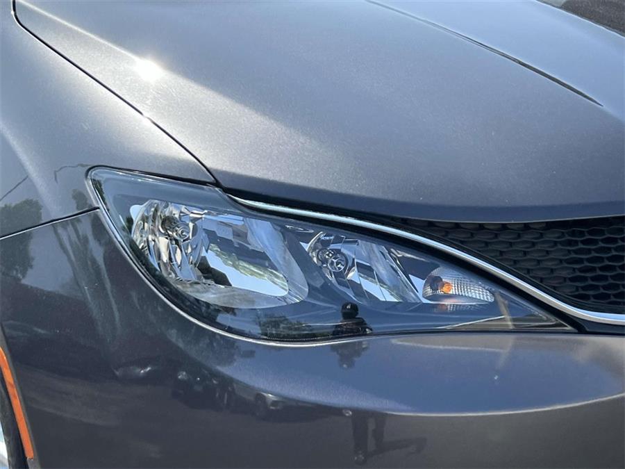 2021 Chrysler Voyager LXI, available for sale in Wantagh, New York | Wantagh Certified. Wantagh, New York 2021 Chrysler Voyager LXI, available for sale in Wantagh, New York | Wantagh Certified. Wantagh, New York
