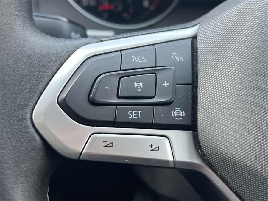 2021 Volkswagen Atlas 3.6L V6 SE w/Technology, available for sale in Wantagh, New York | Wantagh Certified. Wantagh, New York 2021 Volkswagen Atlas 3.6L V6 SE w/Technology, available for sale in Wantagh, New York | Wantagh Certified. Wantagh, New York