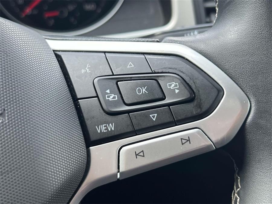 2021 Volkswagen Atlas 3.6L V6 SE w/Technology, available for sale in Wantagh, New York | Wantagh Certified. Wantagh, New York 2021 Volkswagen Atlas 3.6L V6 SE w/Technology, available for sale in Wantagh, New York | Wantagh Certified. Wantagh, New York