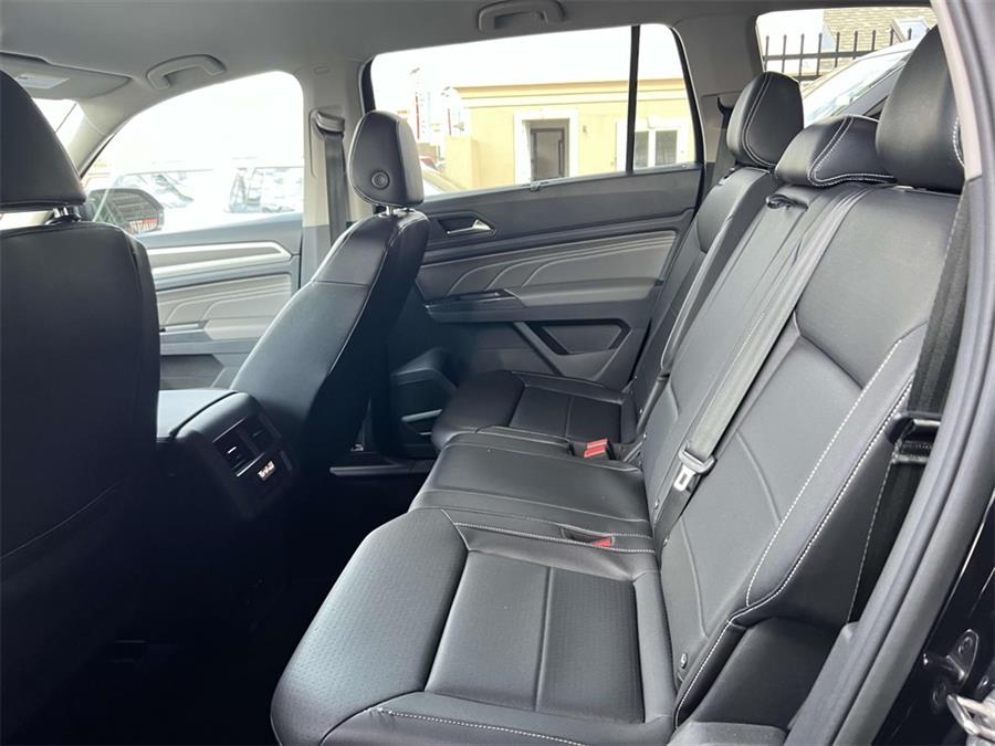 2021 Volkswagen Atlas 3.6L V6 SE w/Technology, available for sale in Wantagh, New York | Wantagh Certified. Wantagh, New York 2021 Volkswagen Atlas 3.6L V6 SE w/Technology, available for sale in Wantagh, New York | Wantagh Certified. Wantagh, New York