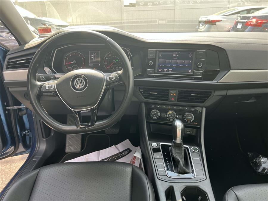 2019 Volkswagen Jetta R-Line, available for sale in Wantagh, New York | Wantagh Certified. Wantagh, New York 2019 Volkswagen Jetta R-Line, available for sale in Wantagh, New York | Wantagh Certified. Wantagh, New York