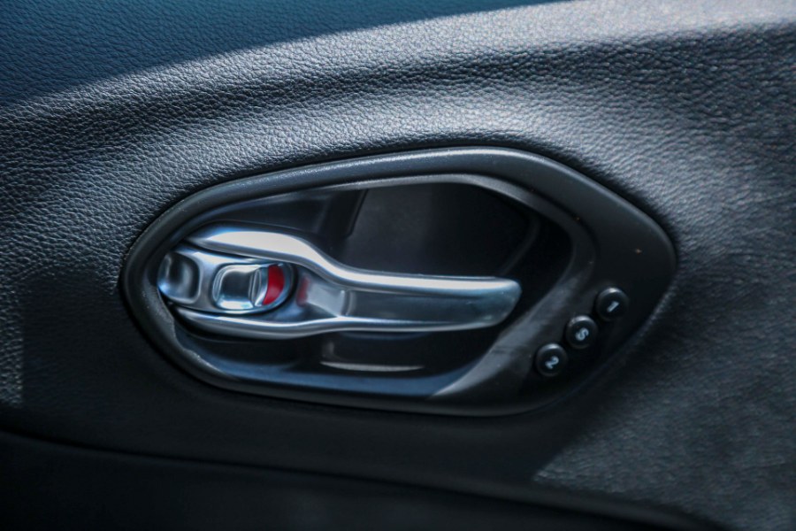 2020 Jeep Cherokee Limited FWD, available for sale in Miami, Florida | 26 Motors Miami. Miami, Florida 2020 Jeep Cherokee Limited FWD, available for sale in Miami, Florida | 26 Motors Miami. Miami, Florida