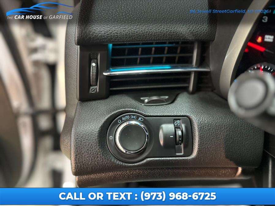 2015 Chevrolet Malibu 4dr Sdn LT w/1LT, available for sale in Garfield, New Jersey | Car House Of Garfield. Garfield, New Jersey 2015 Chevrolet Malibu 4dr Sdn LT w/1LT, available for sale in Garfield, New Jersey | Car House Of Garfield. Garfield, New Jersey