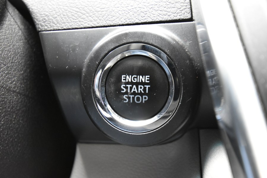 2016 Toyota Camry 4dr Sdn I4 Auto XLE, available for sale in Waterbury, Connecticut | Highline Car Connection. Waterbury, Connecticut 2016 Toyota Camry 4dr Sdn I4 Auto XLE, available for sale in Waterbury, Connecticut | Highline Car Connection. Waterbury, Connecticut