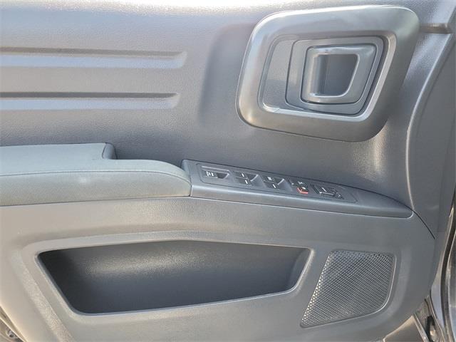 2013 Honda Ridgeline Sport, available for sale in Stratford, Connecticut | Wiz Leasing Inc. Stratford, Connecticut 2013 Honda Ridgeline Sport, available for sale in Stratford, Connecticut | Wiz Leasing Inc. Stratford, Connecticut