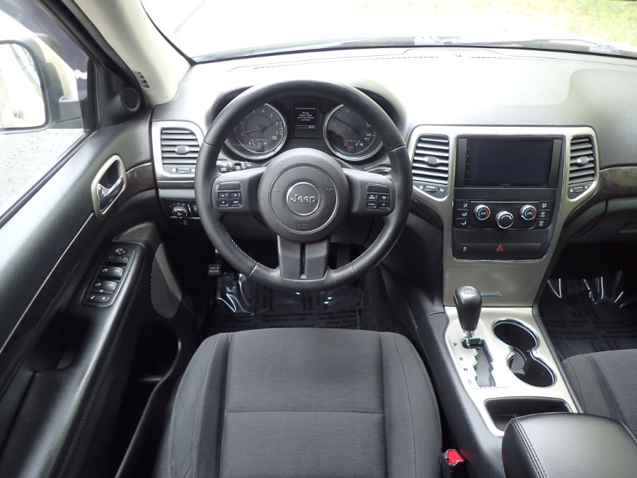 2011 Jeep Grand Cherokee 4WD 4dr Laredo, available for sale in Storrs, Connecticut | Eagleville Motors. Storrs, Connecticut 2011 Jeep Grand Cherokee 4WD 4dr Laredo, available for sale in Storrs, Connecticut | Eagleville Motors. Storrs, Connecticut
