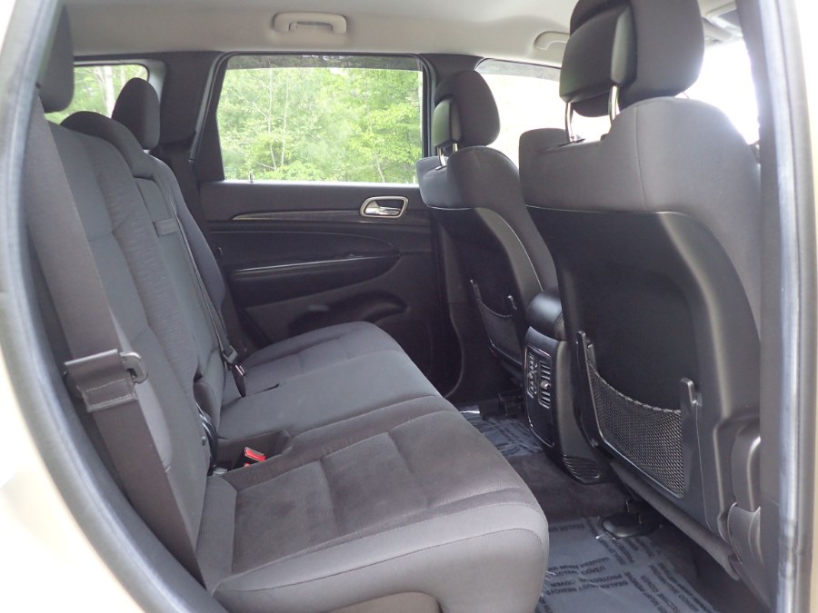 2011 Jeep Grand Cherokee 4WD 4dr Laredo, available for sale in Storrs, Connecticut | Eagleville Motors. Storrs, Connecticut 2011 Jeep Grand Cherokee 4WD 4dr Laredo, available for sale in Storrs, Connecticut | Eagleville Motors. Storrs, Connecticut