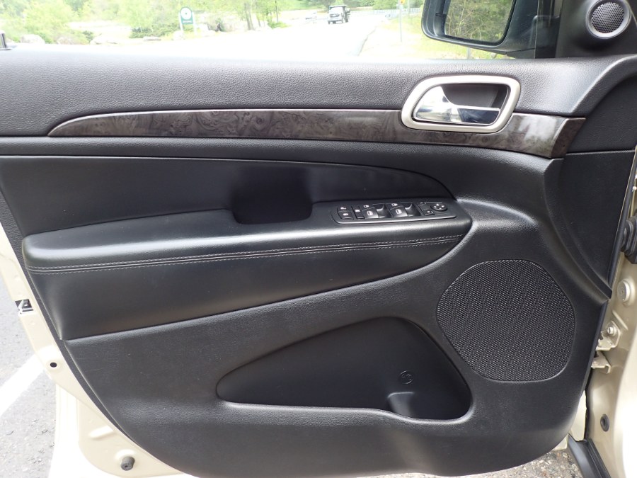 2011 Jeep Grand Cherokee 4WD 4dr Laredo, available for sale in Storrs, Connecticut | Eagleville Motors. Storrs, Connecticut 2011 Jeep Grand Cherokee 4WD 4dr Laredo, available for sale in Storrs, Connecticut | Eagleville Motors. Storrs, Connecticut