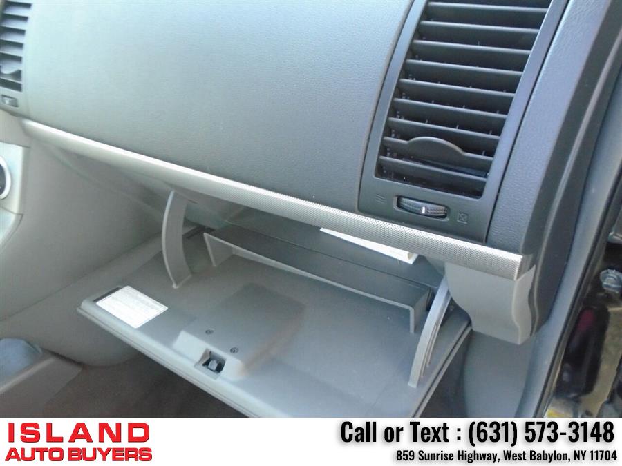 2009 Nissan Sentra 2.0 FE+ 4dr Sedan, available for sale in West Babylon, New York | Island Auto Buyers. West Babylon, New York 2009 Nissan Sentra 2.0 FE+ 4dr Sedan, available for sale in West Babylon, New York | Island Auto Buyers. West Babylon, New York