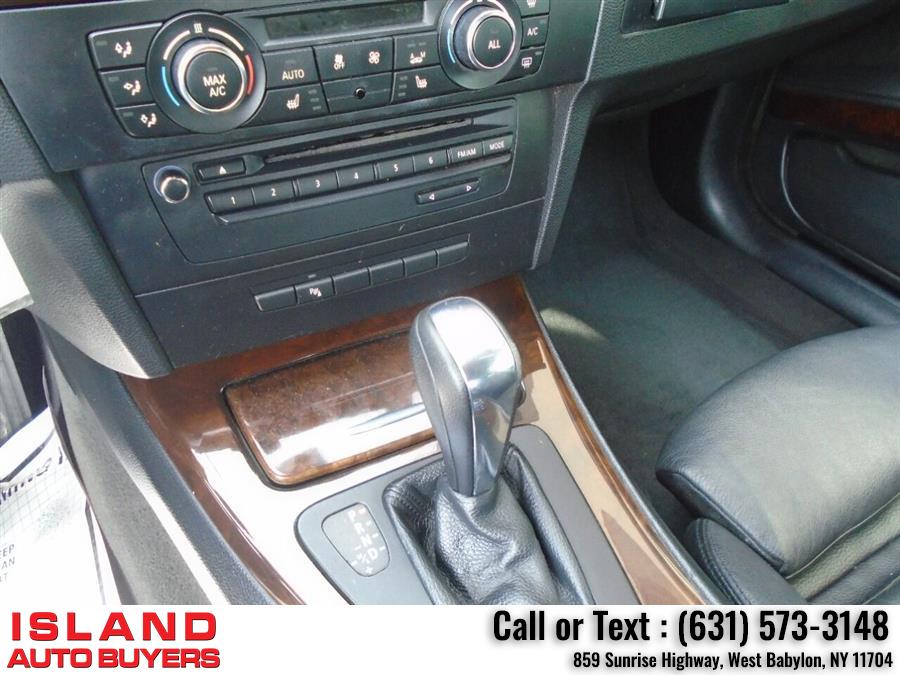 2013 BMW 3 Series 328i 2dr Convertible, available for sale in West Babylon, New York | Island Auto Buyers. West Babylon, New York 2013 BMW 3 Series 328i 2dr Convertible, available for sale in West Babylon, New York | Island Auto Buyers. West Babylon, New York