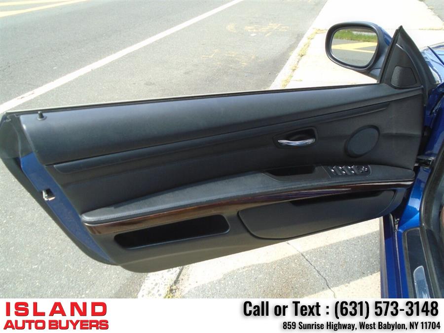 2013 BMW 3 Series 328i 2dr Convertible, available for sale in West Babylon, New York | Island Auto Buyers. West Babylon, New York 2013 BMW 3 Series 328i 2dr Convertible, available for sale in West Babylon, New York | Island Auto Buyers. West Babylon, New York