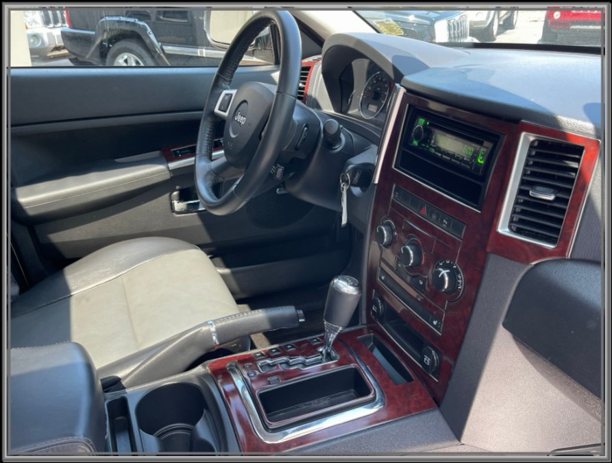 2010 Jeep Grand Cherokee 4WD 4dr Laredo, available for sale in Huntington Station, New York | My Auto Inc.. Huntington Station, New York 2010 Jeep Grand Cherokee 4WD 4dr Laredo, available for sale in Huntington Station, New York | My Auto Inc.. Huntington Station, New York