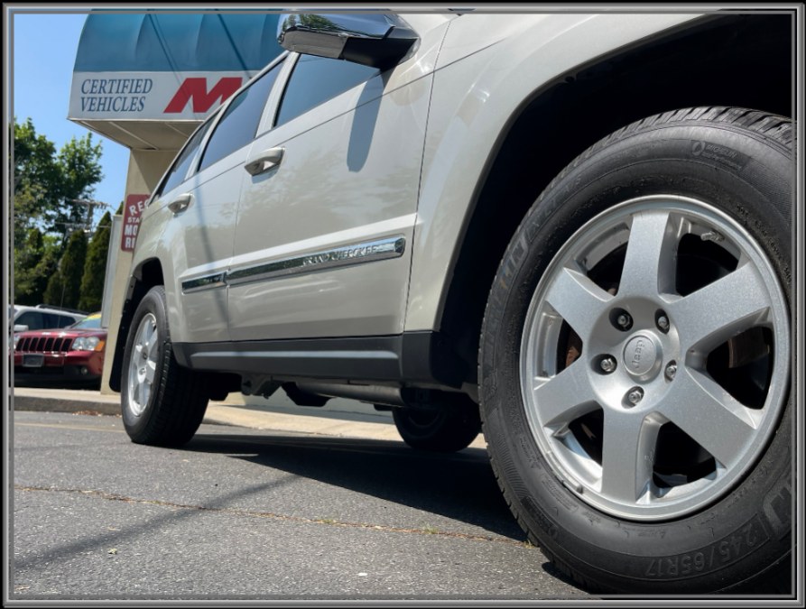 2010 Jeep Grand Cherokee 4WD 4dr Laredo, available for sale in Huntington Station, New York | My Auto Inc.. Huntington Station, New York 2010 Jeep Grand Cherokee 4WD 4dr Laredo, available for sale in Huntington Station, New York | My Auto Inc.. Huntington Station, New York