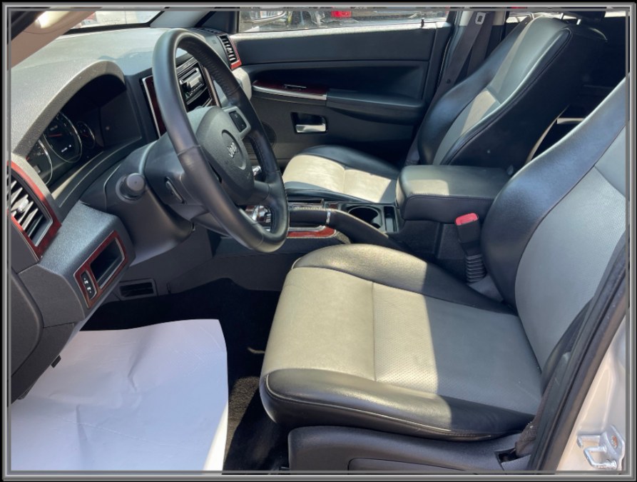 2010 Jeep Grand Cherokee 4WD 4dr Laredo, available for sale in Huntington Station, New York | My Auto Inc.. Huntington Station, New York 2010 Jeep Grand Cherokee 4WD 4dr Laredo, available for sale in Huntington Station, New York | My Auto Inc.. Huntington Station, New York