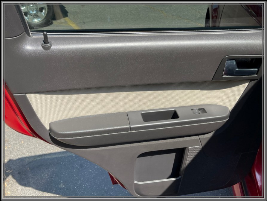2011 Mercury Mariner 4WD 4dr Premier, available for sale in Huntington Station, New York | My Auto Inc.. Huntington Station, New York 2011 Mercury Mariner 4WD 4dr Premier, available for sale in Huntington Station, New York | My Auto Inc.. Huntington Station, New York