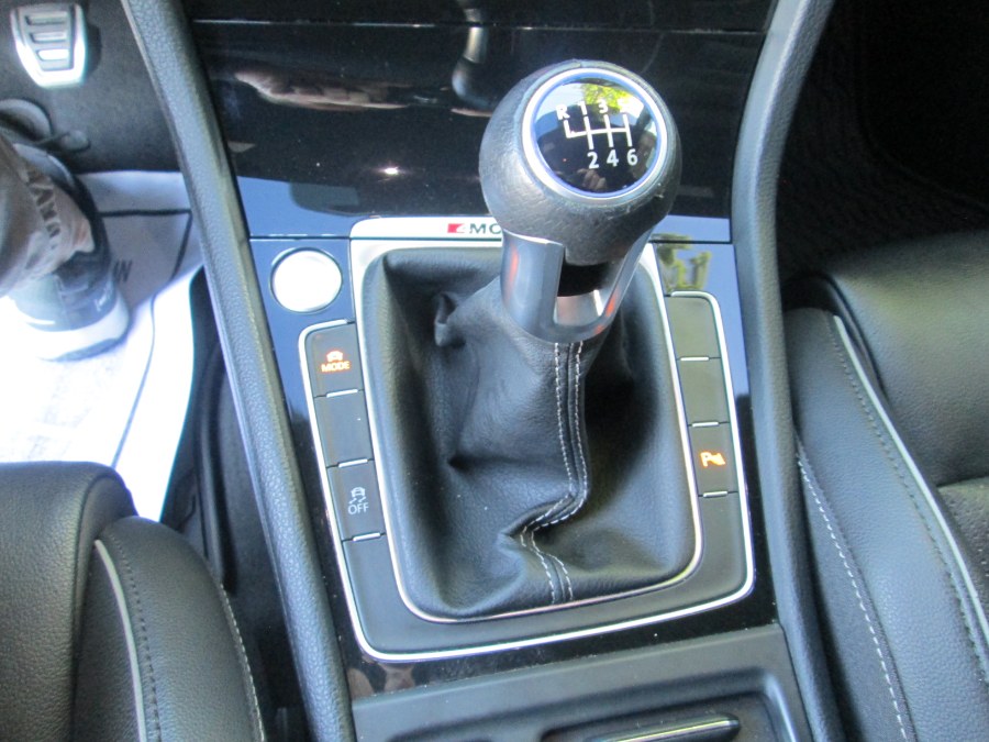 2019 Volkswagen Golf R 2.0T Manual w/DCC/Nav, available for sale in Massapequa, New York | South Shore Auto Brokers & Sales. Massapequa, New York 2019 Volkswagen Golf R 2.0T Manual w/DCC/Nav, available for sale in Massapequa, New York | South Shore Auto Brokers & Sales. Massapequa, New York