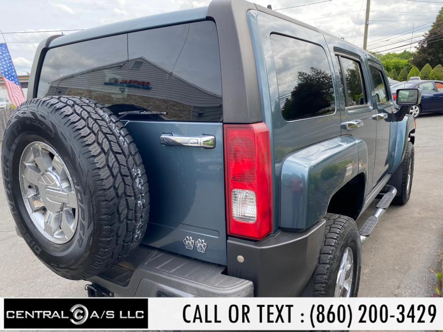 2006 HUMMER H3 4dr 4WD SUV, available for sale in East Windsor, Connecticut | Central A/S LLC. East Windsor, Connecticut 2006 HUMMER H3 4dr 4WD SUV, available for sale in East Windsor, Connecticut | Central A/S LLC. East Windsor, Connecticut