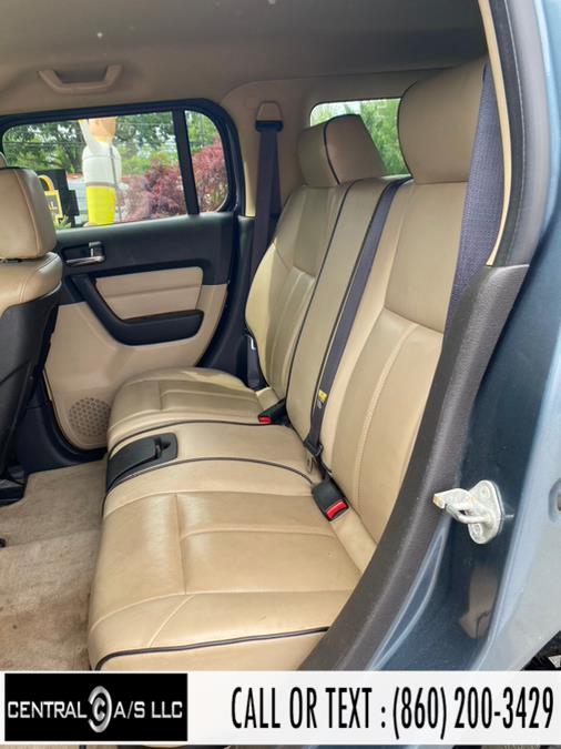2006 HUMMER H3 4dr 4WD SUV, available for sale in East Windsor, Connecticut | Central A/S LLC. East Windsor, Connecticut 2006 HUMMER H3 4dr 4WD SUV, available for sale in East Windsor, Connecticut | Central A/S LLC. East Windsor, Connecticut