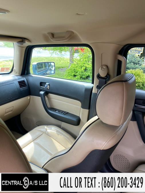 2006 HUMMER H3 4dr 4WD SUV, available for sale in East Windsor, Connecticut | Central A/S LLC. East Windsor, Connecticut 2006 HUMMER H3 4dr 4WD SUV, available for sale in East Windsor, Connecticut | Central A/S LLC. East Windsor, Connecticut