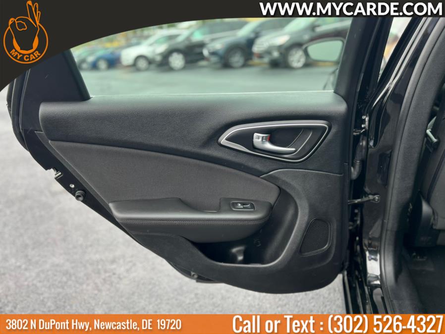 2016 Chrysler 200 4dr Sdn Limited FWD, available for sale in Newcastle, Delaware | My Car. Newcastle, Delaware 2016 Chrysler 200 4dr Sdn Limited FWD, available for sale in Newcastle, Delaware | My Car. Newcastle, Delaware
