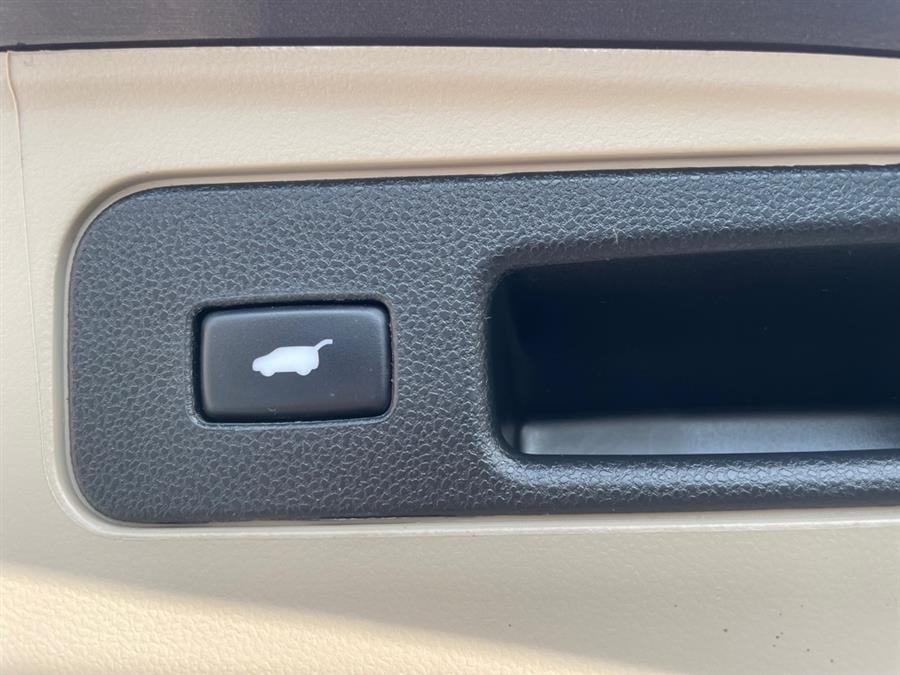 2012 Honda Pilot TOURING, available for sale in Lawrence, Massachusetts | Home Run Auto Sales Inc. Lawrence, Massachusetts 2012 Honda Pilot TOURING, available for sale in Lawrence, Massachusetts | Home Run Auto Sales Inc. Lawrence, Massachusetts