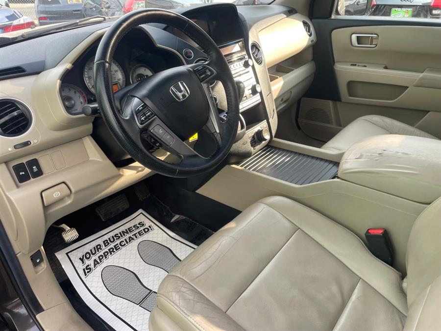 2012 Honda Pilot TOURING, available for sale in Lawrence, Massachusetts | Home Run Auto Sales Inc. Lawrence, Massachusetts 2012 Honda Pilot TOURING, available for sale in Lawrence, Massachusetts | Home Run Auto Sales Inc. Lawrence, Massachusetts