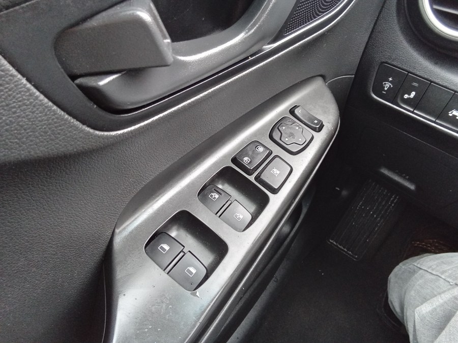 2021 Hyundai Kona SEL Auto AWD, available for sale in Irvington, New Jersey | NJ Used Cars Center. Irvington, New Jersey 2021 Hyundai Kona SEL Auto AWD, available for sale in Irvington, New Jersey | NJ Used Cars Center. Irvington, New Jersey