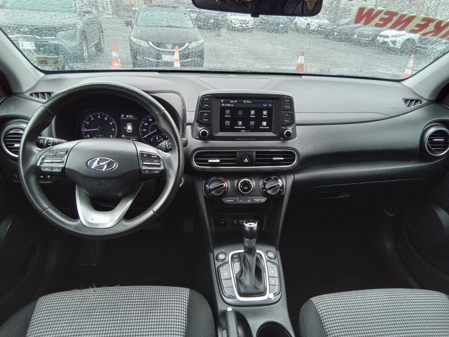 2021 Hyundai Kona SEL Auto AWD, available for sale in Irvington, New Jersey | NJ Used Cars Center. Irvington, New Jersey 2021 Hyundai Kona SEL Auto AWD, available for sale in Irvington, New Jersey | NJ Used Cars Center. Irvington, New Jersey