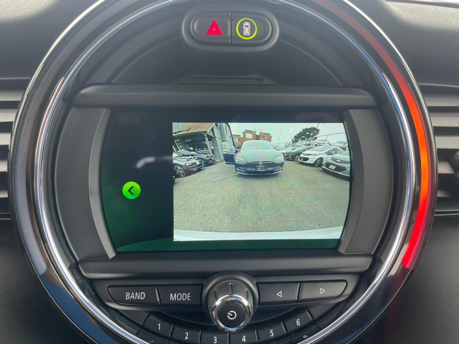 2021 MINI Cooper SE Signature, available for sale in Daly City, California | Green Light Auto Wholesale. Daly City, California 2021 MINI Cooper SE Signature, available for sale in Daly City, California | Green Light Auto Wholesale. Daly City, California